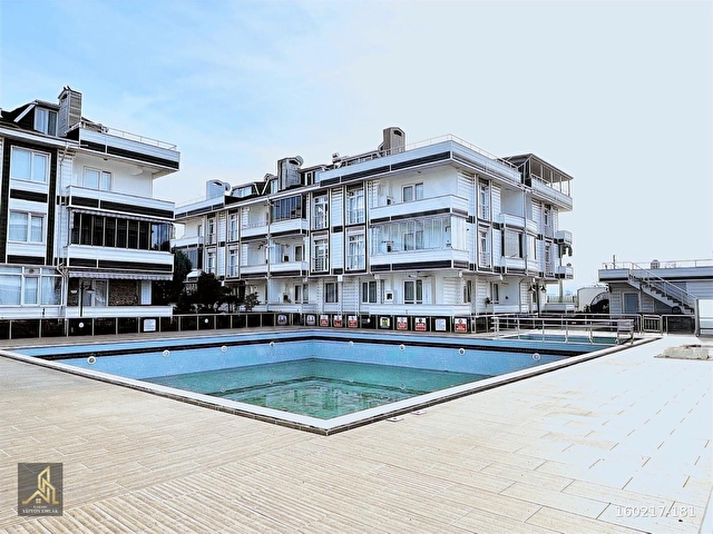 YALIDA ÇİFT HAVUZLU ELİT SİTE KÖŞE FERAH ÇİFT BALKONLU 2+1 - Görsel 3