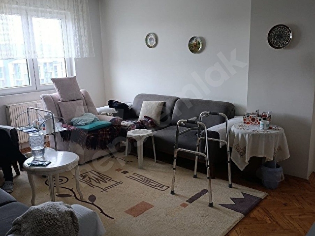 MİRAÇ EMLAKTAN AKARBAŞINDA SATILIK SİTE İÇİNDE 3+1 DAİRE - Görsel 5