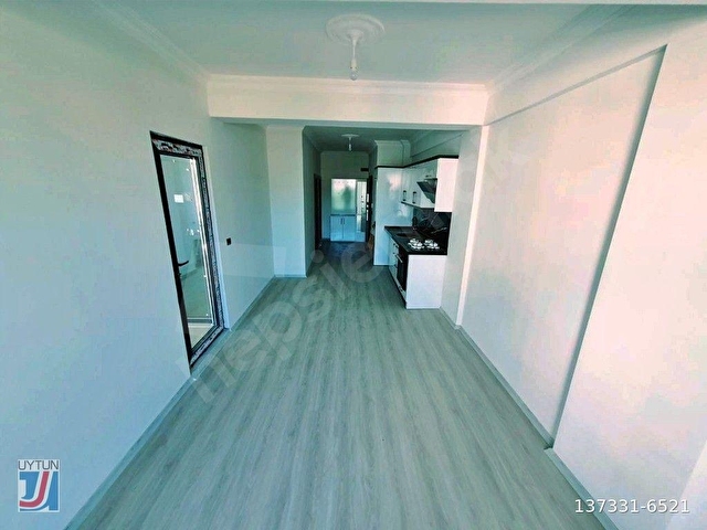 UYTUNDAN EDREMİT KADIKÖYDE DOĞALGAZLI 1+1 KİRALIK DAİRE - Görsel 6