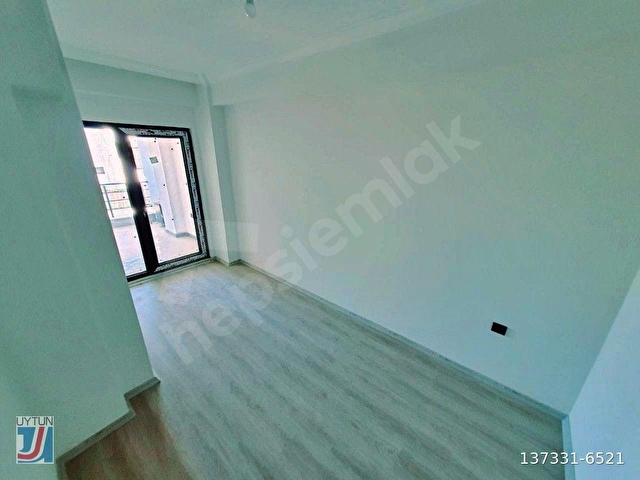 UYTUNDAN EDREMİT KADIKÖYDE DOĞALGAZLI 1+1 KİRALIK DAİRE - Görsel 7