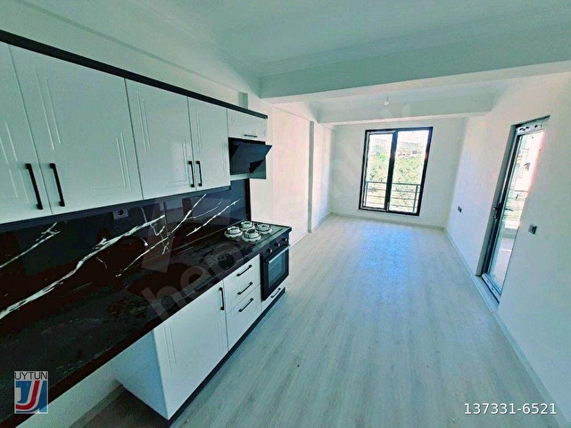 UYTUNDAN EDREMİT KADIKÖYDE DOĞALGAZLI 1+1 KİRALIK DAİRE - Görsel 24