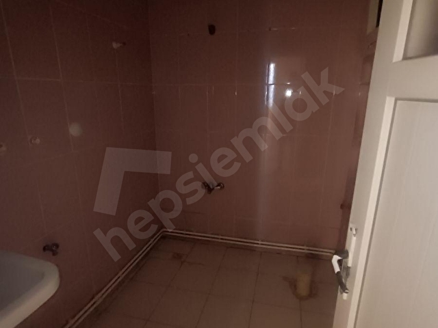 Ege Üniversitesine Yakın Kiralık 2+1 Zemin Kat Daire | Bornova - Görsel 6
