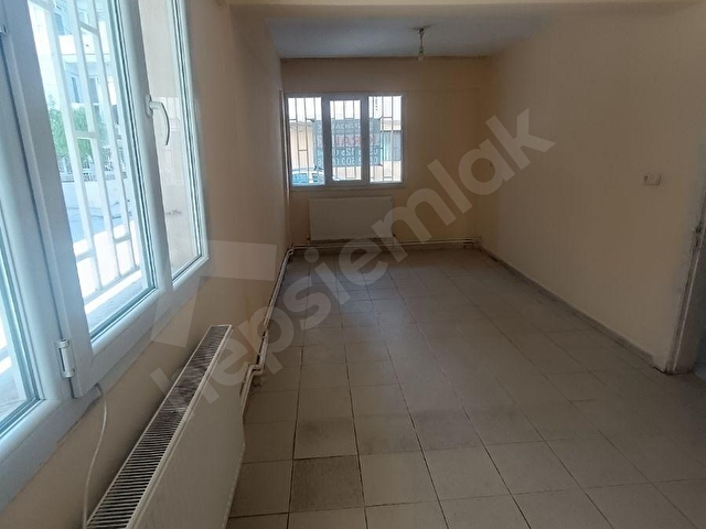 Ege Üniversitesine Yakın Kiralık 2+1 Zemin Kat Daire | Bornova - Görsel 3