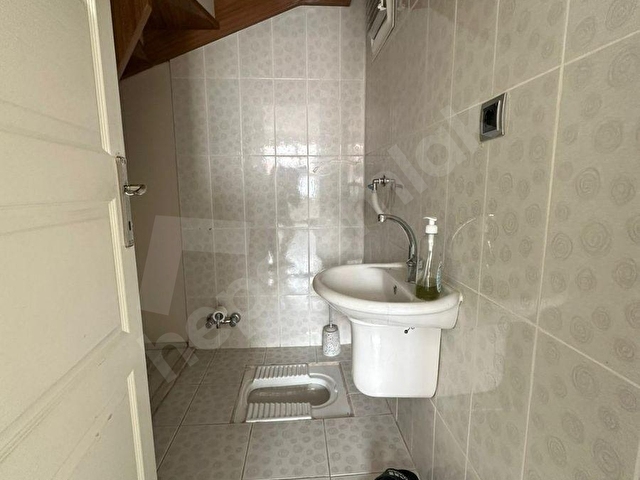 EMLAKNOMİDEN HASTANE CİVARI KİRALIK 3+1 DUPLEKS DAİRE 140 M2 - Görsel 16