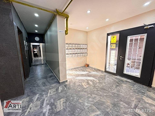 KOZYATAĞI MERKEZİ LOKASYONDA 4 YAŞINDA BİNADA KOMBİLİ 3+1SATILIK - Görsel 2