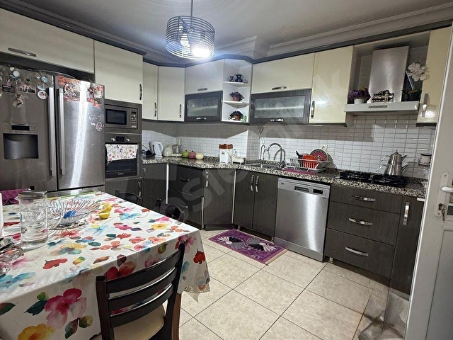 FENER CADDESİ ÜZERİNDE GENİŞ VE KONFORLU SATILIK 4+1 DAİRE - Görsel 14