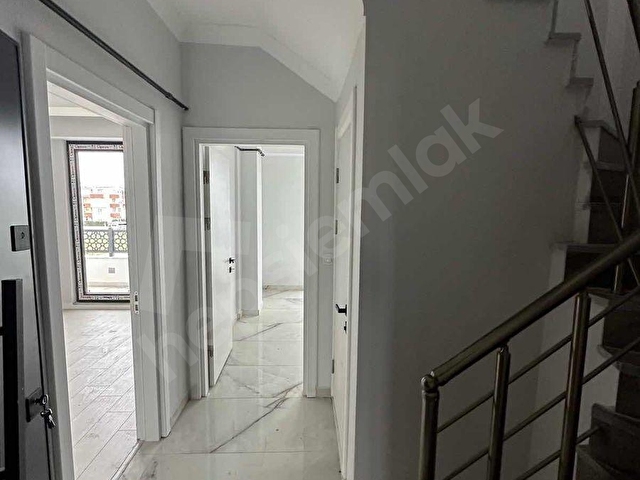 KARTEPE DE KİRALIK 2+1 ÇATI DUBLEKS DAİRE - Görsel 2
