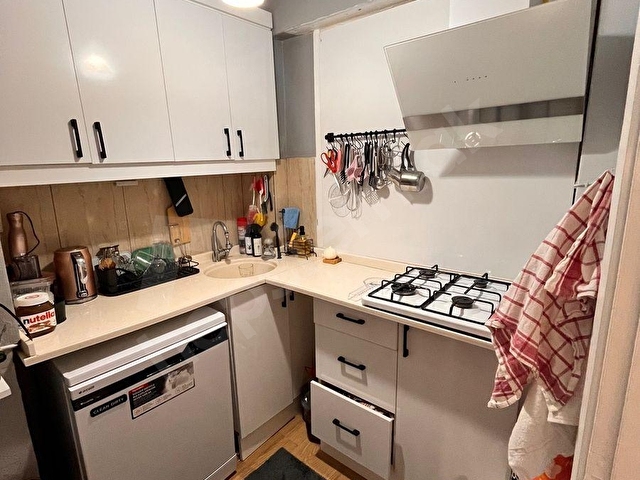 İNÖNÜ CADDE PARALELİNDE 2+1 ÇİFT CEPEHLİ ARAKAT TEMİZ FERAH DAİRE - Görsel 9