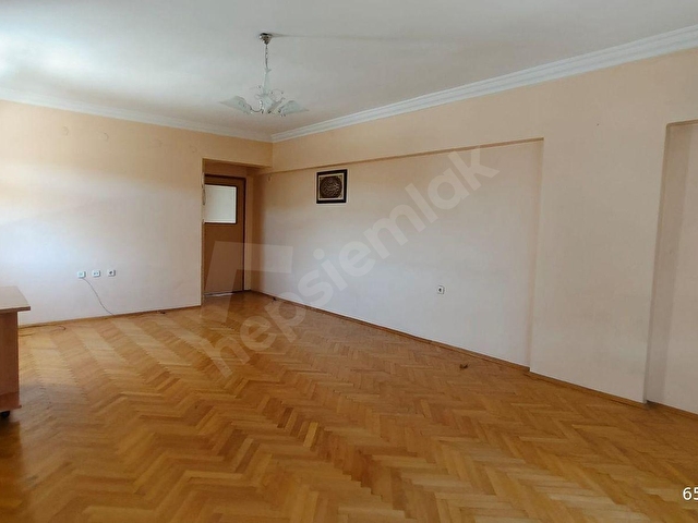 GARANTİ EMLAKTAN YEŞİLÖZDE *ÖN CEPHE* 120 M2 1.KAT 3+1 - Görsel 4