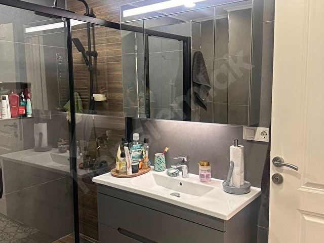 KARTALTEPEDE 130m2 METRO-M.BÜSE YAKIN FULL TADİLATLI 3+1 - Görsel 24