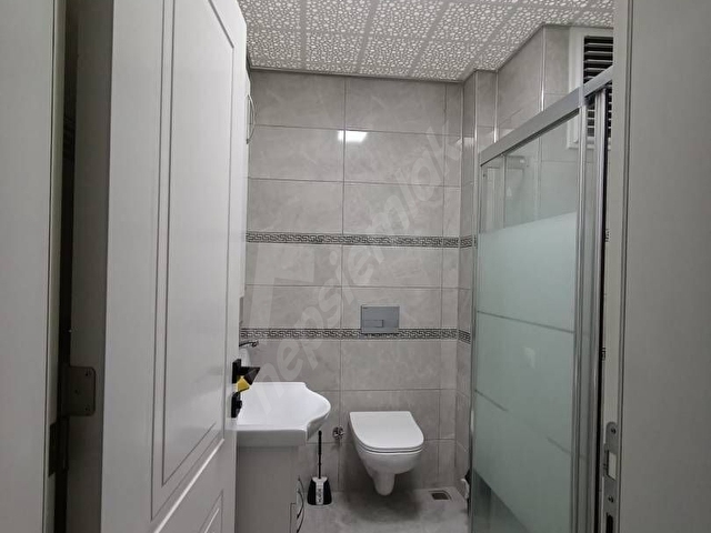 Denize yakın 1+1 Full Yapılı Eşyalı Satılık Daire - Görsel 4