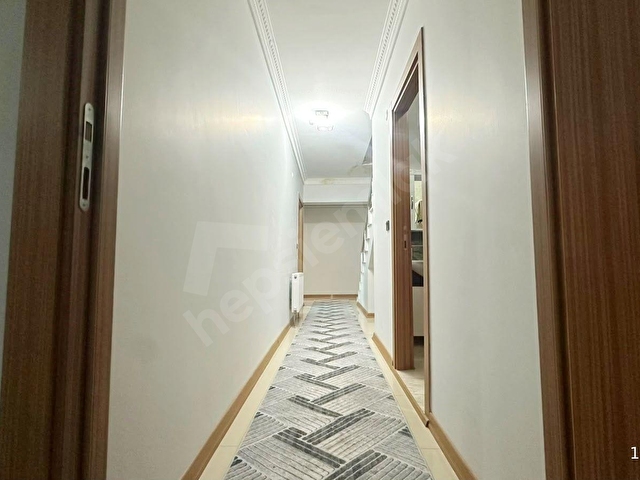 ŞEHİTLER CD. ÜZERİ FULL+FULL YAPILI 220 m² SİTEDE 5+1 DUBLEKS!!! - Görsel 10