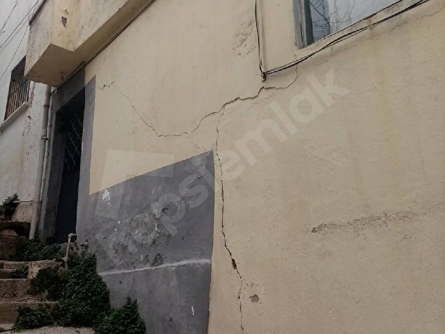 Sahibinden satılık 2 adet bina(2 katlı-3 daireli) ve (1 katlı- 4 bağımsız odalı) - Görsel 12