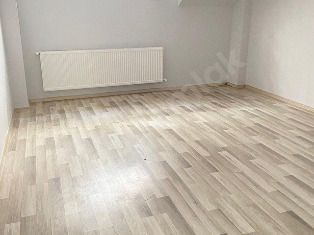 Şişli Kurtuluş Yiğitbaşı Sk. 2+1 75 m2 12 Yıllık binada  Bakımlı Satılık daire ( DOLU )