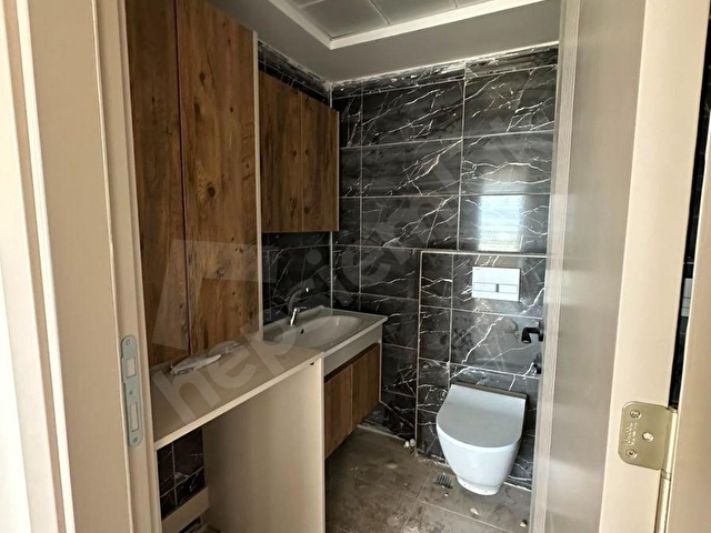2+1 AYAŞTA SIFIR HAVUZLU, PANAROMİK UÇTAN UCA DENİZ MANZARALI DAİRE - Görsel 9