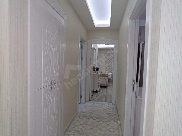 İbni Sinada lüks 3+1 kat bahçeli pazarlık az da olsa var 037960716