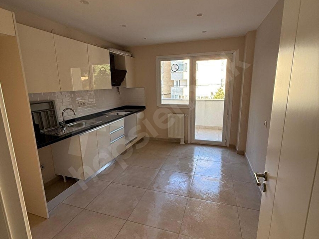 Kartal Hill One Sitesinde 110m2 Net Satılık 3+1 Daire - Görsel 3