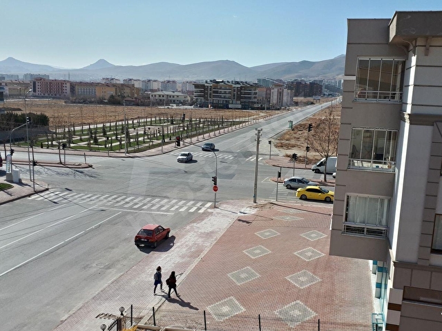 Selçuklu Beyhekim Mah. Şafak Cad.de Tramvaya Yakın, Satılık 3+1 Geniş 185m² Asansörlü, Lüks Daire - Görsel 17