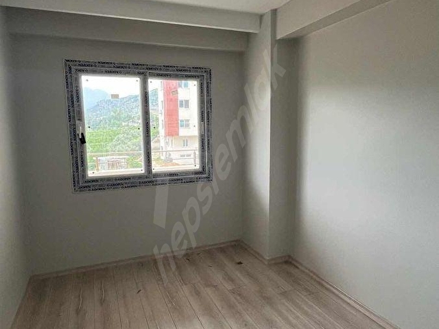 KOZAN DİVAN EMLAKTAN ŞEKER GROSS ARKASI AZ KATLI 4+0 - Görsel 10