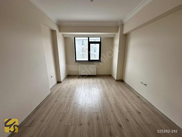 UMUT ŞENDUYGU GAYRİMENKUL DEN ADLİYE KARŞINDA SATILIK 2+1 DAİRE - Görsel 22