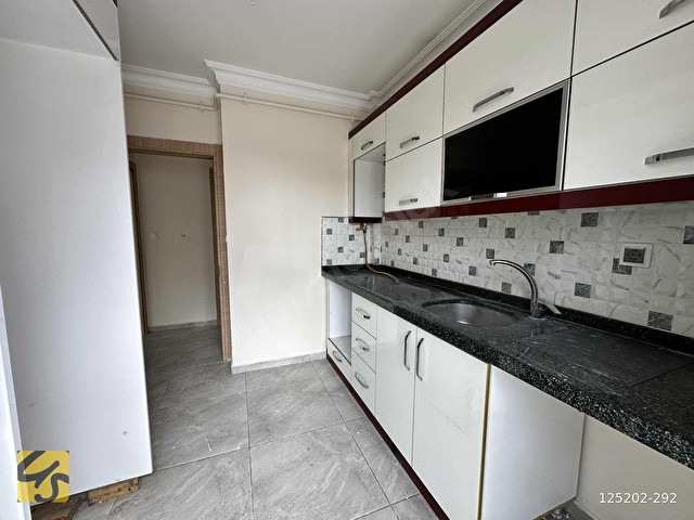 UMUT ŞENDUYGU GAYRİMENKUL DEN ADLİYE KARŞINDA SATILIK 2+1 DAİRE - Görsel 7