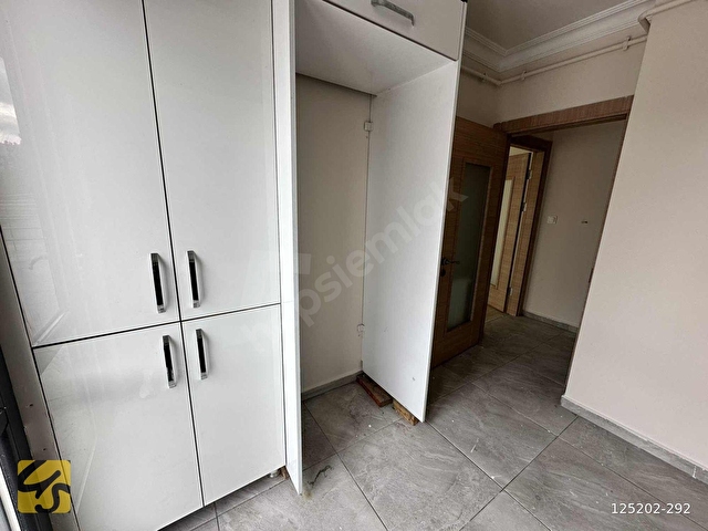 UMUT ŞENDUYGU GAYRİMENKUL DEN ADLİYE KARŞINDA SATILIK 2+1 DAİRE - Görsel 8