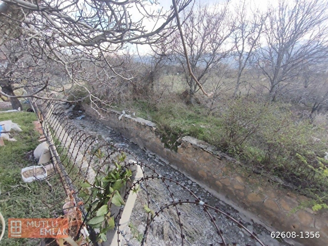 MUTLU EMLAKTAN HALKAPINARDA 4209 M2 BAHÇELİ 2 KATLI MÜSTAKİL EV(TAKASLI) - Görsel 26