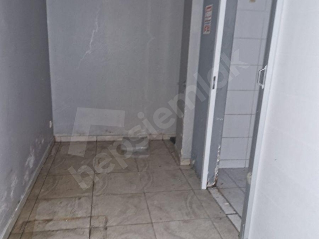 Tarabya Üstü Düz Ayak Kiralık 200M2 Depo - Görsel 18