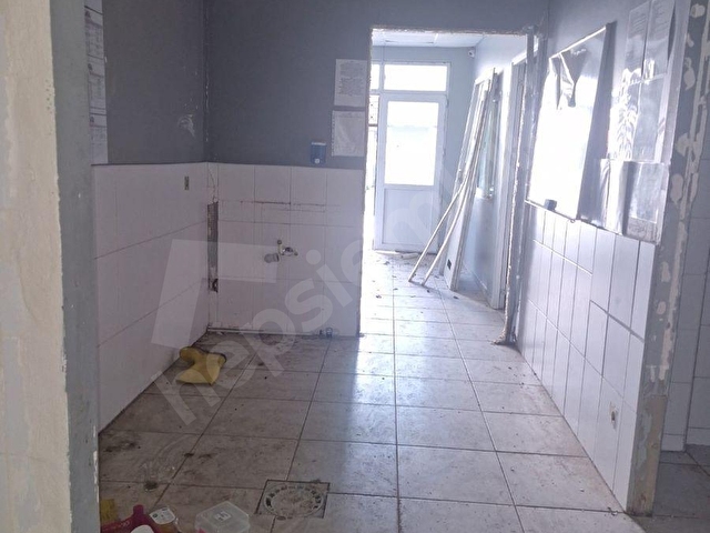 Tarabya Üstü Düz Ayak Kiralık 200M2 Depo - Görsel 3