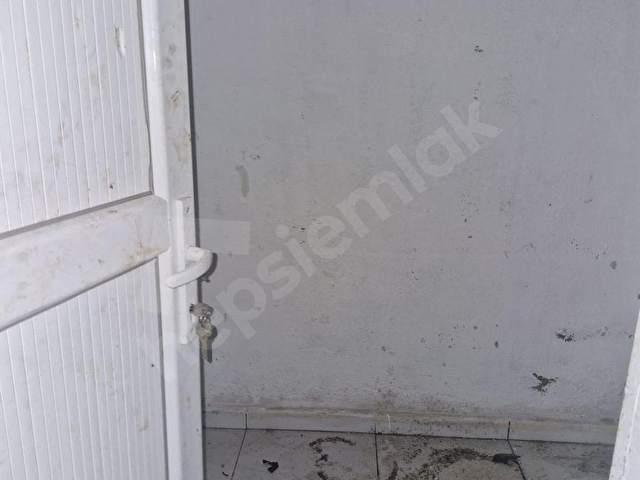 Tarabya Üstü Düz Ayak Kiralık 200M2 Depo - Görsel 9