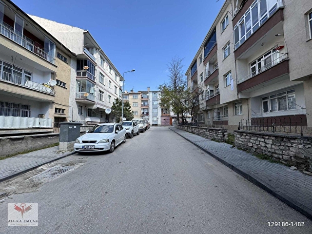 MERKEZ DE ASKERİYE YAKINI FIRSAT EŞYALI 3+1 KİRALIK DAİRE - Görsel 18