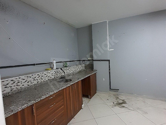 RNKdan DAYI İŞ MERKEZİNE YAKIN 3 KATLI 630M2 DÜKKAN - Görsel 16