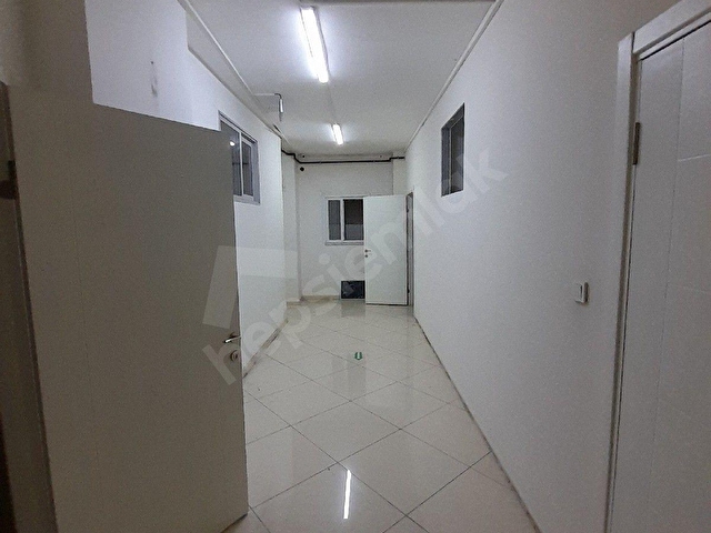 RNKdan DAYI İŞ MERKEZİNE YAKIN 3 KATLI 630M2 DÜKKAN - Görsel 18