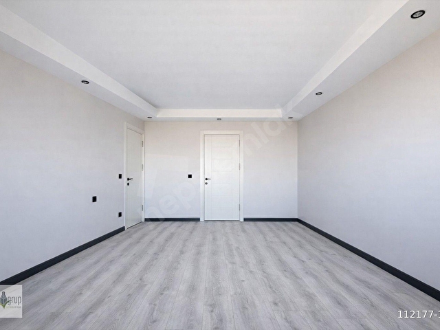 BEYLİKDÜZÜ YAŞAM VADİSİ MANZARALI SİTE İÇERİSİNDE SATILIK DAİRE - Görsel 10