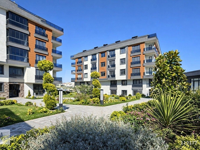 BEYLİKDÜZÜ YAŞAM VADİSİ MANZARALI SİTE İÇERİSİNDE SATILIK DAİRE - Görsel 2