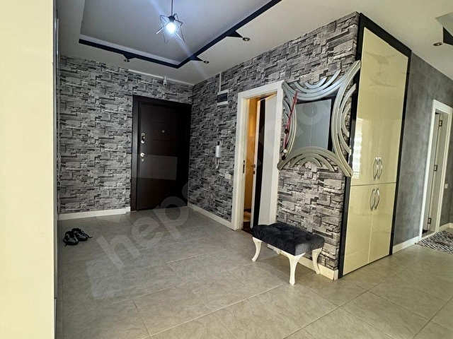 MEZİTLİDE GENİŞ VE FERAH FIRSAT DAİRE - Görsel 3