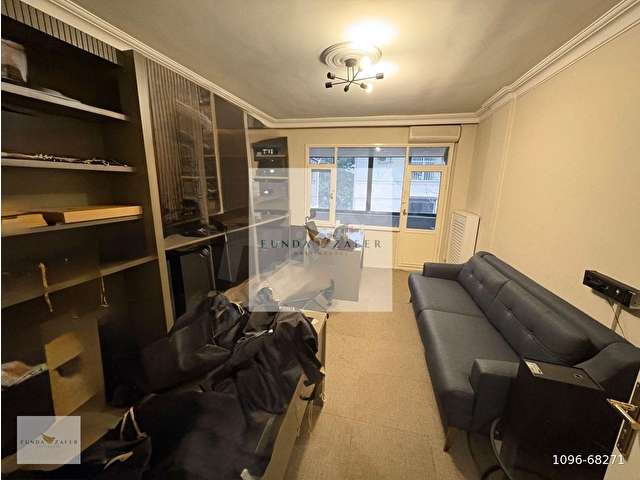 Bebek Merkezde 190m2 Kullanımlı Keyifli Asansörlü Kiralık - Görsel 13