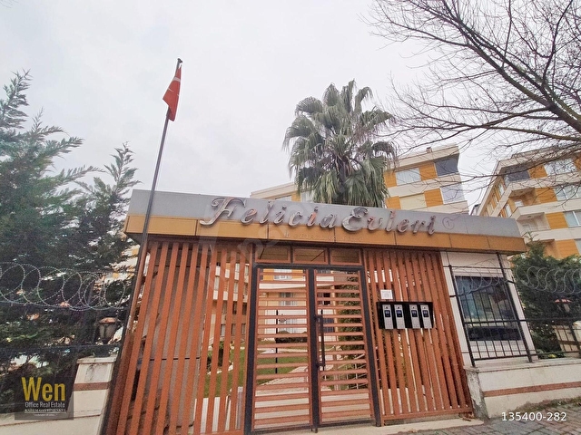 Beylikdüzü Adnankahveci Felicia Evleri 4+2 Dubleks Satılık Daire