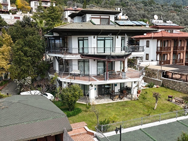 AKYAKADA KİRALIK 2+1 LÜX VİLLA