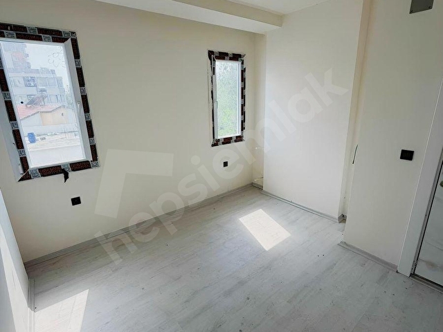 ÇUKUROVA 100.YILDA 2+1 AÇIK MUTFAK SIFIR CAZİP DAİRE - Görsel 8