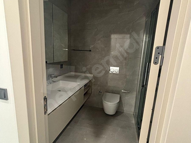 ATAŞEHİR MODERNDE KÖŞE LÜKS GENİŞ 4+1 KİRALIK DAİRE - Görsel 18