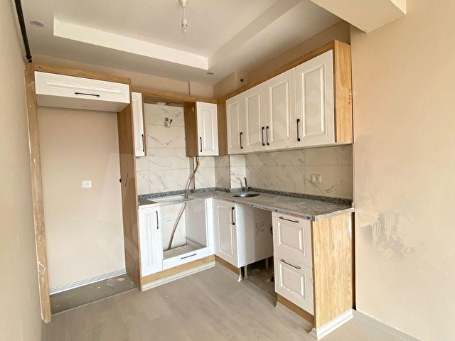 GÖRAL EMLAKTANTAN İSTASYON CİVARINDA 1+1 60 M² SIFIR DAİRE - Görsel 5