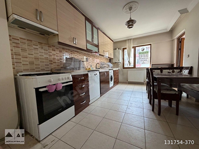 AÇIKALIN EMLAKTAN ŞEMSETTİN GÜNALTAY CAD. ÜZERİ EŞYALI KİRALIK 3+1 DAİRE - Görsel 5
