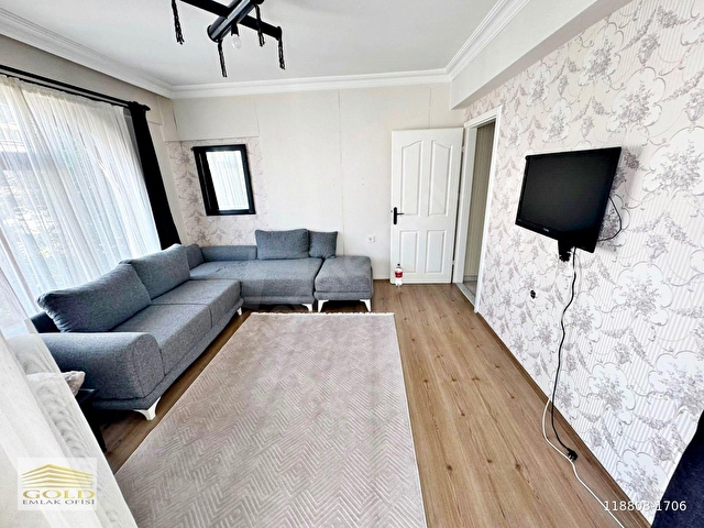 GOLDTAN AYVALI ÖZLEM CADDESİ ÜZERİ LÜKS FULL EŞYALI KİRALIK 3+1 DAİRE - Görsel 7