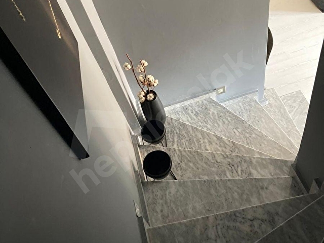 Kuşadası Kuşturda 3+1 Bahçeli Havuzlu Eşyalı Villa - Görsel 5