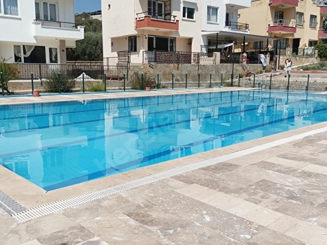 Kuşadası Kuşturda 3+1 Bahçeli Havuzlu Eşyalı Villa - Görsel 3