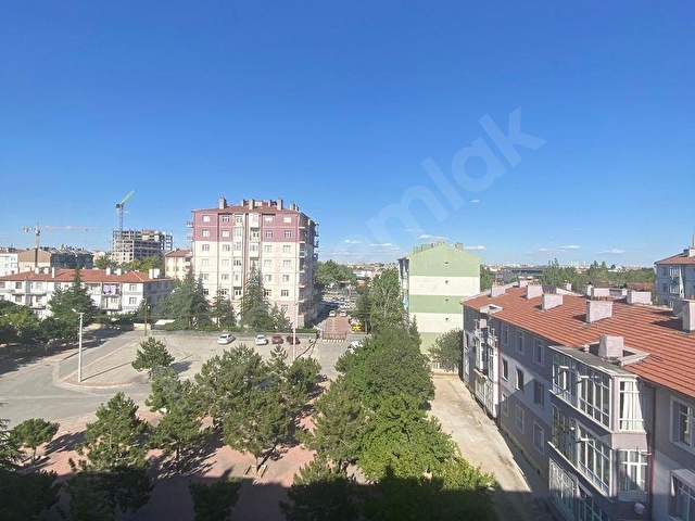 TRAMVAYA YÜRÜME MESAFESİNDE BOŞ BAKIMLI DAİRE - Görsel 30