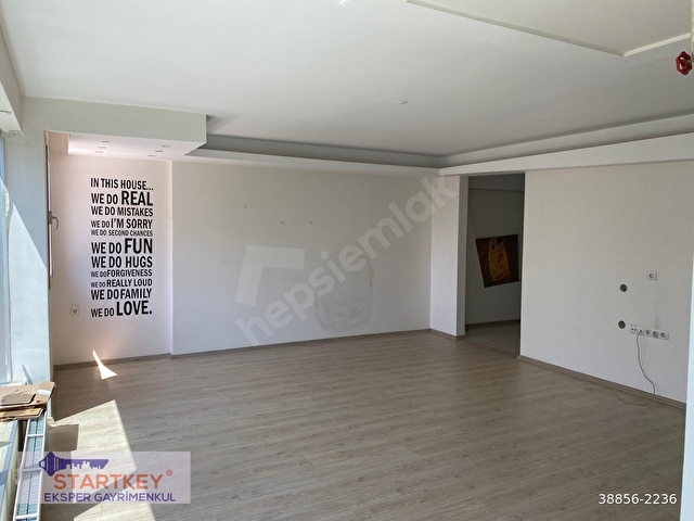 BORNOVA MANSUROĞLUNDA SİTE İÇİNDE 3+1 SATILIK DAİRE - Görsel 3
