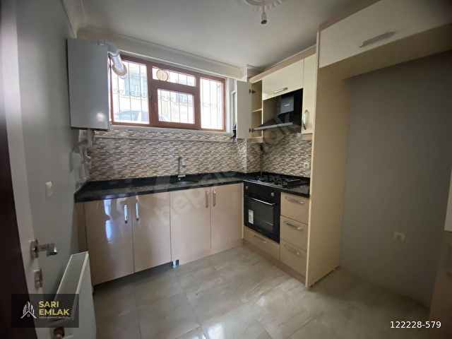 SARI EMLAK TAN EMNİYETTEPE DE KOT 1 DE FERAH 1+1 SATILIK DAİRE - Görsel 9