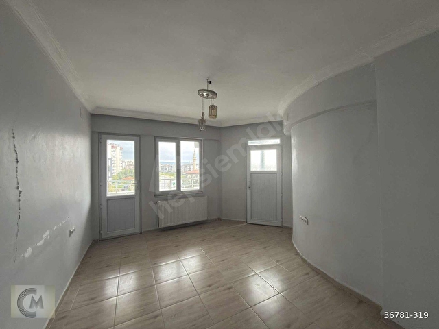 Cemax Gayrimenkulden Yeşil Yalı Sitesinde Kiralık Geniş Daire - Görsel 2